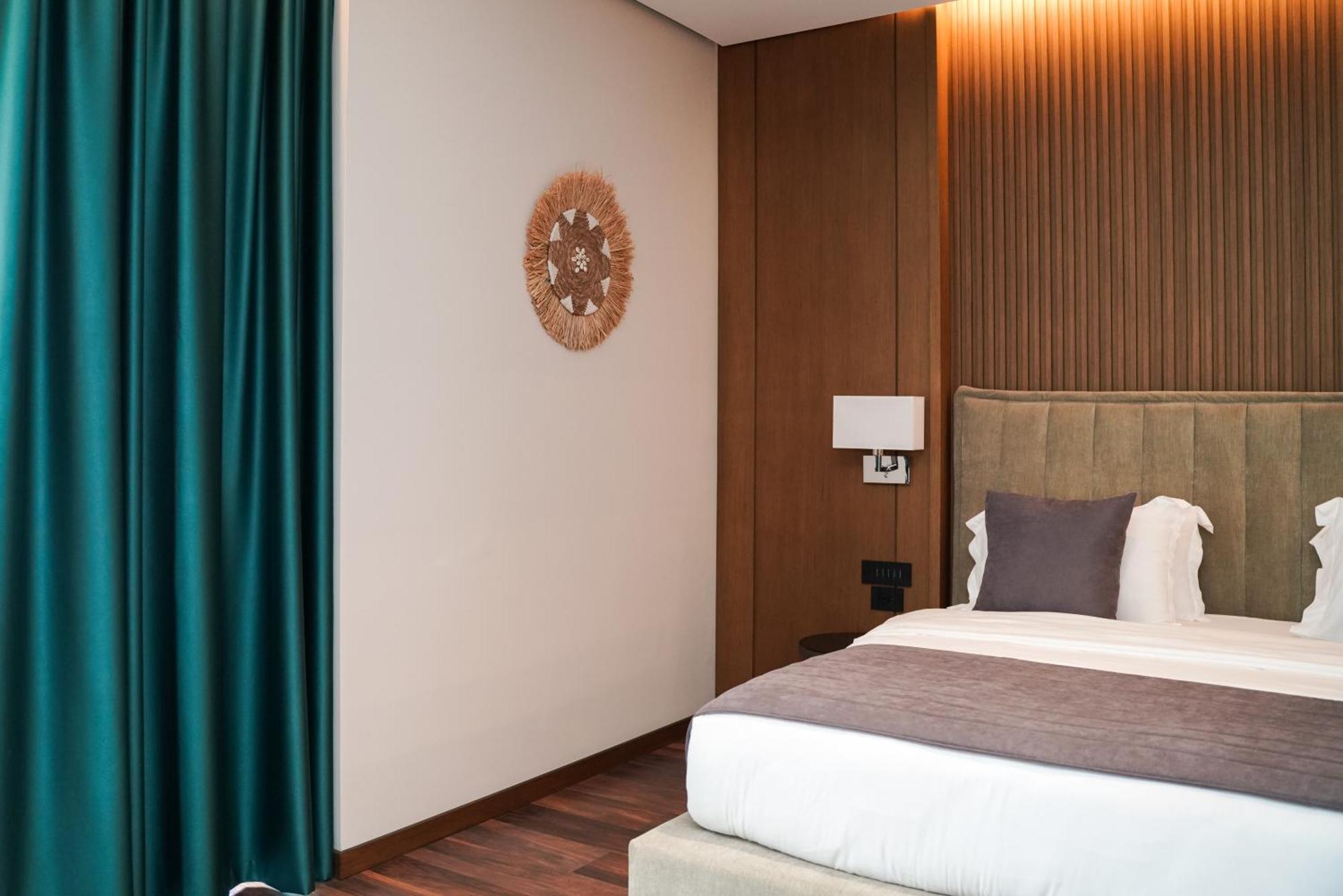 Supreme Hotel Голем Экстерьер фото