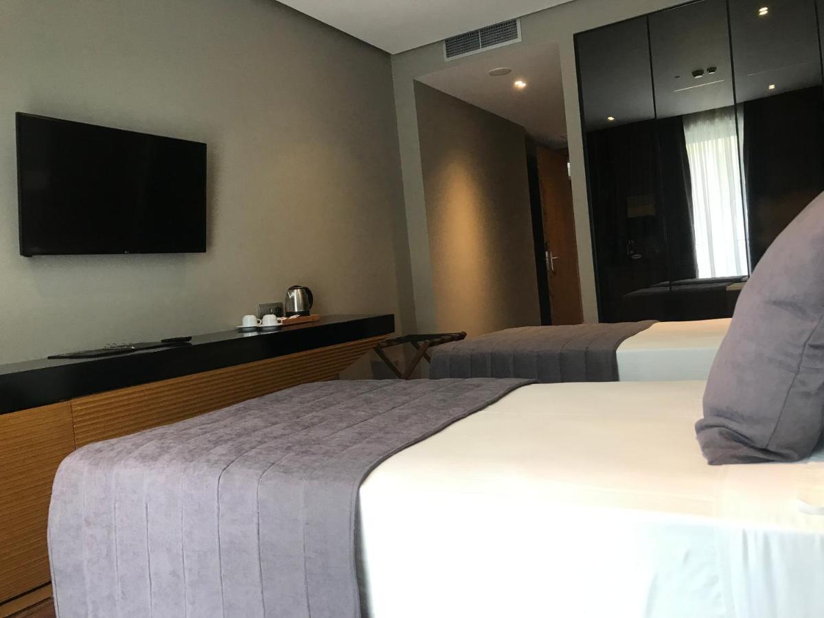 Supreme Hotel Голем Экстерьер фото