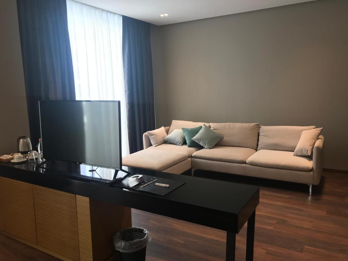 Supreme Hotel Голем Экстерьер фото