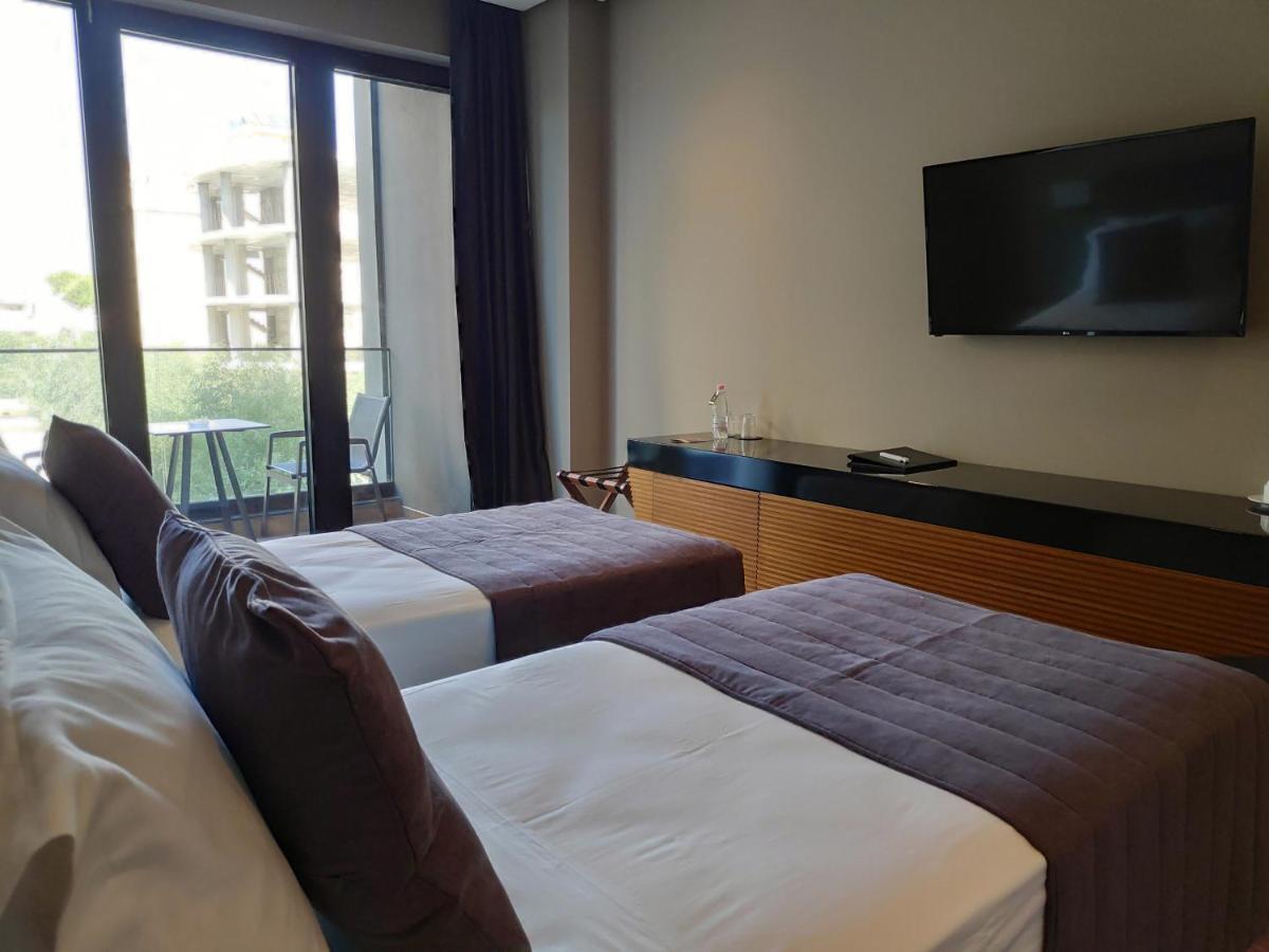 Supreme Hotel Голем Экстерьер фото